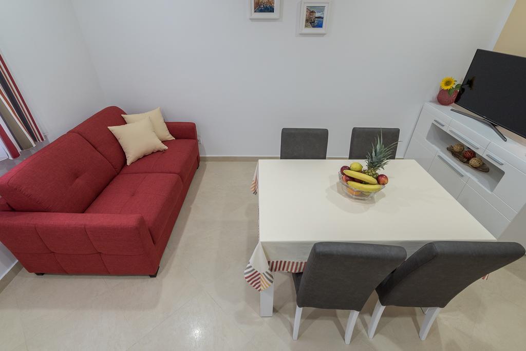 Drop In Split Luxury Suites Exteriör bild